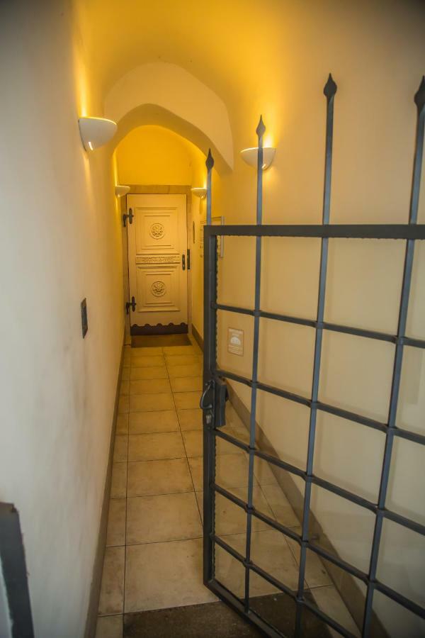 ברנו President Boutique Apartment II מראה חיצוני תמונה